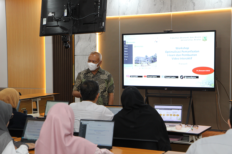 FEB Adakan Workshop Optimalisasi Pemanfaatan i-Learn